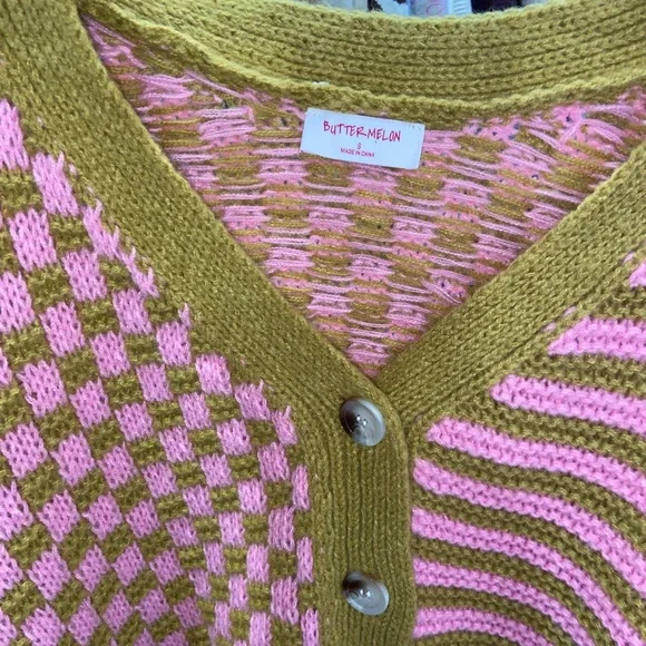 Knitwear Pink and Brown Checkered Cardigan - Picture 3 of 3